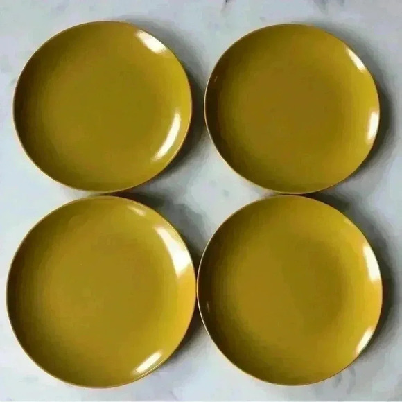 13 pieces  Maplex Melamine dinnerware in harvest gold - Picture 7 of 10